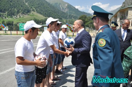 Nəsimi rayon məktəblilərinin Qəbələ rayonundakı “Sərhədçi” yay düşərgəsindəki istirahəti başa çatmışdır - FOTOLAR