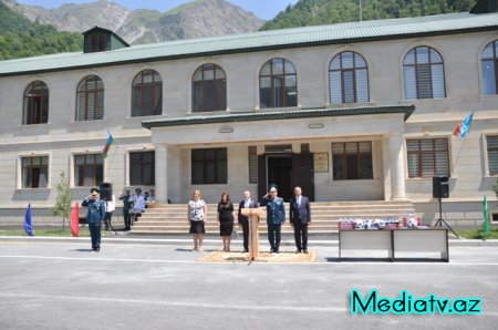 Nəsimi rayon məktəblilərinin Qəbələ rayonundakı “Sərhədçi” yay düşərgəsindəki istirahəti başa çatmışdır - FOTOLAR