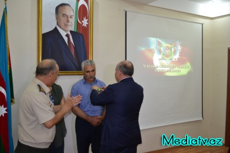 Şamaxılı şəhidlərin medalları valideynlərinə təqdim edilmişdir - FOTOLAR