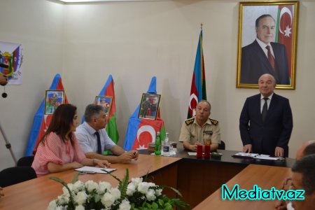 Şamaxılı şəhidlərin medalları valideynlərinə təqdim edilmişdir - FOTOLAR