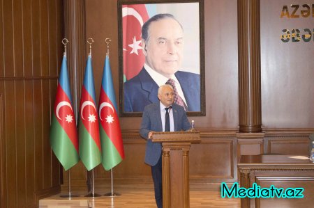 Nərimanov Rayon İcra Hakimiyyəti başçısı yanında Şuranın geniş iclası keçirilib-FOTOLAR