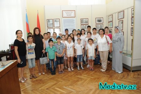 Nəsimi rayon məktəblilərinin muzeylərə ekskursiyası davam edir - FOTOLAR