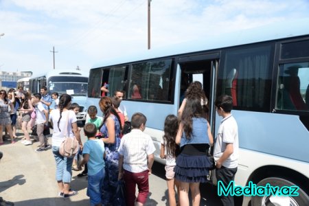 Nəsimi rayon məktəblilərinin yay tətili günləri maraqlı və yaddaqalan keçir - FOTOLAR