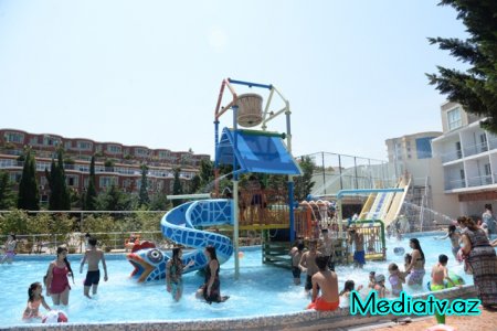 Nəsimi rayon məktəblilərinin yay tətili günləri maraqlı və yaddaqalan keçir - FOTOLAR