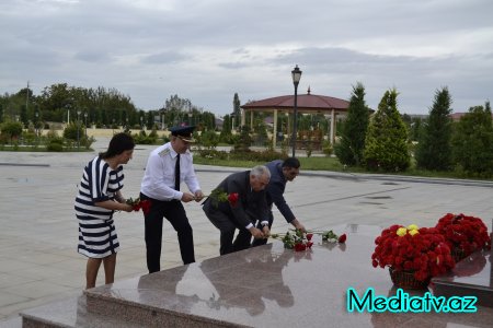 Füzulidə ali məktəblərə qəbul olunan şagirdlərlə görüş keçirildi - FOTOLAR