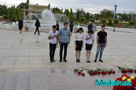 Füzulidə ali məktəblərə qəbul olunan şagirdlərlə görüş keçirildi - FOTOLAR