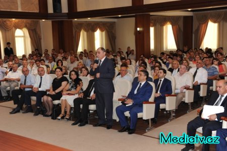 Nəsimi Rayon İcra Hakimiyyəti Başçısı yanında Şuranın geniş iclası keçirilmişdir - FOTOLAR