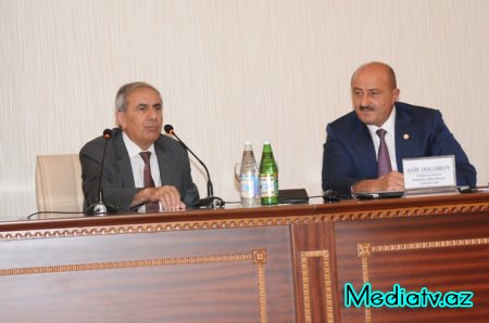 Nəsimi Rayon İcra Hakimiyyəti Başçısı yanında Şuranın geniş iclası keçirilmişdir - FOTOLAR