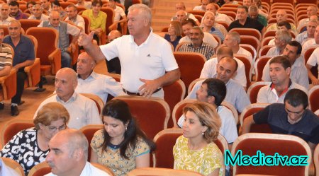 Referendum üzrə “Vətəndaş Cəmiyyəti” təşəbbüs qrupu Nərimanov rayonunda tədbir keçirib - FOTOLAR