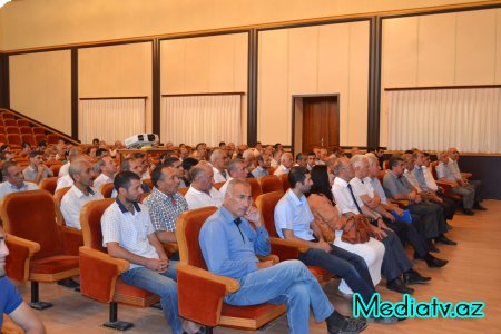 Referendum üzrə “Vətəndaş Cəmiyyəti” təşəbbüs qrupu Nərimanov rayonunda tədbir keçirib - FOTOLAR