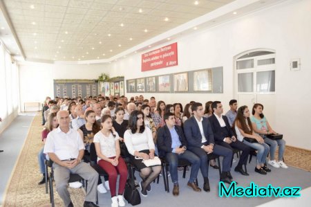 Nərimanovda Referendum üzrə “Vətəndaş Cəmiyyəti” təşəbbüs qrupu növbəti tədbir keçirib - FOTOLAR