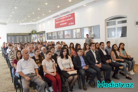 Nərimanovda Referendum üzrə “Vətəndaş Cəmiyyəti” təşəbbüs qrupu növbəti tədbir keçirib - FOTOLAR
