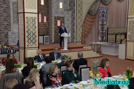 Nəsimi rayonunda Müəllim günü  qeyd olunmuşdur - FOTOLAR