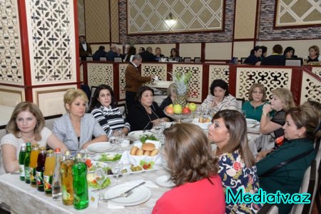 Nəsimi rayonunda Müəllim günü  qeyd olunmuşdur - FOTOLAR