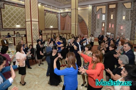 Nəsimi rayonunda Müəllim günü  qeyd olunmuşdur - FOTOLAR