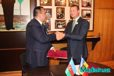AQRAR UNVERSİTETİNDƏ 8-Cİ  BEYNƏLXALQ KONFRANS BAŞA ÇATIB - FOTOLAR