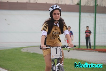 Nəsimi rayon məktəbliləri Velotrekdə olublar - FOTOLAR