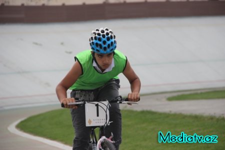 Nəsimi rayon məktəbliləri Velotrekdə olublar - FOTOLAR