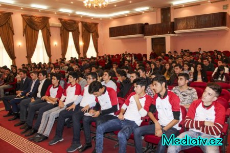 “Müstəqil Azərbaycanım” mövzusunda bilik yarışmaları layihəsinin  açılış mərasimi keçirilib - Nərimanovda (FOTOLAR)