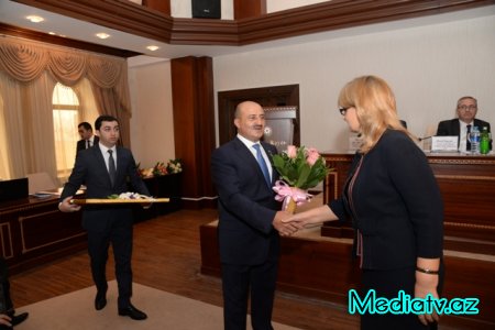 Nəsimi rayonu üzrə 2016-cı ilin üçüncü rübü ərzində görülmüş işlər müzakirə edilmişdir - FOTOLAR