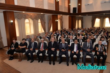Nəsimi rayonu üzrə 2016-cı ilin üçüncü rübü ərzində görülmüş işlər müzakirə edilmişdir - FOTOLAR