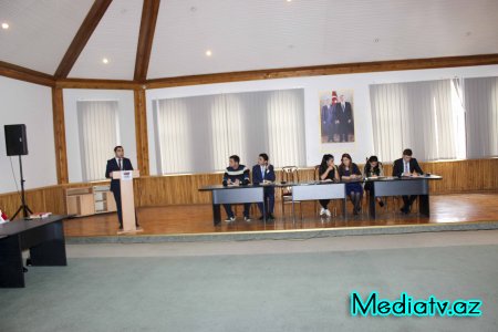 “Müstəqil Azərbaycanım” mövzusunda bilik yarışmaları layihəsinin növbəti mərhələsi keçirildi - Nərimanovda (FOTOLAR)