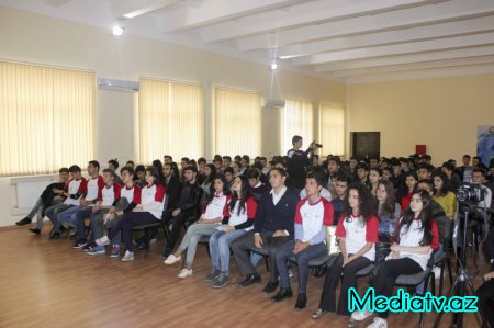 “Müstəqil Azərbaycanım” mövzusunda bilik yarışmaları layihəsinin növbəti mərhələsi keçirilib - FOTOLAR