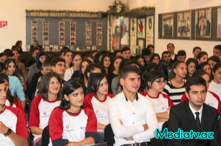 “Müstəqil Azərbaycanım” mövzusunda bilik yarışmaları layihəsinin növbəti mərhələsi keçirilib - FOTOLAR