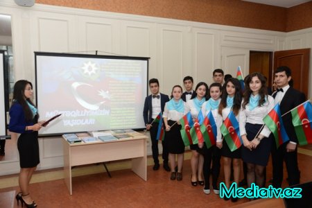Nəsimi rayonunda Dövlət müstəqilliyinin 25 illiyinə həsr edilmiş “Müstəqilliyimizin yaşıdları” tədbiri keçirilib - FOTOLAR