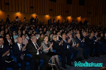 Nəsimi rayonunda Dövlət müstəqilliyinin 25 illiyinə həsr edilmiş “Müstəqilliyimizin yaşıdları” tədbiri keçirilib - FOTOLAR