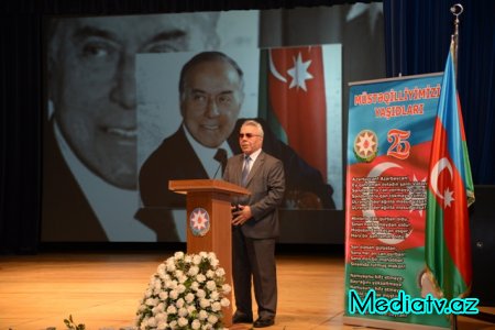 Nəsimi rayonunda Dövlət müstəqilliyinin 25 illiyinə həsr edilmiş “Müstəqilliyimizin yaşıdları” tədbiri keçirilib - FOTOLAR