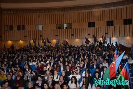 Nəsimi rayonunda Dövlət müstəqilliyinin 25 illiyinə həsr edilmiş “Müstəqilliyimizin yaşıdları” tədbiri keçirilib - FOTOLAR