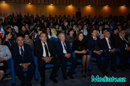 Nəsimi rayonunda Dövlət müstəqilliyinin 25 illiyinə həsr edilmiş “Müstəqilliyimizin yaşıdları” tədbiri keçirilib - FOTOLAR