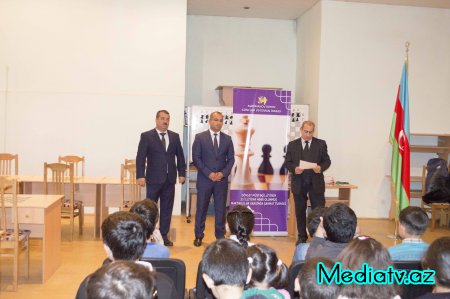 Nərimanovda Dövlət Müstəqilliyinin 25 illiyinə həsr olunmuş məktəblilərarasında şahmat turniri keçirilib - FOTOLAR
