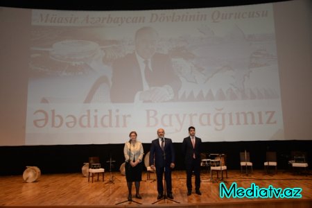 Nəsimidə dövlət müstəqilliyinin bərpasının 25-ci ildönümünə həsr edilmiş tədbir keçirilib - FOTOLAR