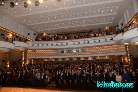 Nəsimidə dövlət müstəqilliyinin bərpasının 25-ci ildönümünə həsr edilmiş tədbir keçirilib - FOTOLAR