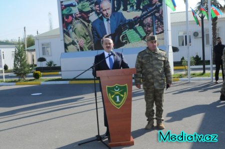 Nəsimi Rayon İcra Hakimiyyəti tərəfindən cəbhə bölgəsində Bayraq günü qeyd edildi - FOTOLAR