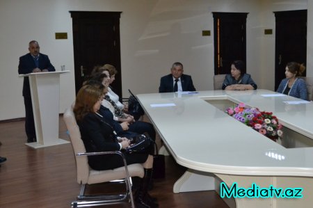 Kürdəmirdə Konstitusiya Günü münasibətilə dəyirmi masa keçirilib - FOTOLAR