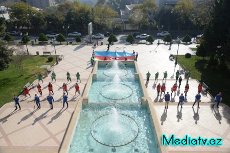  Nəsimi rayon məktəbliləri  növbəti dəfə  "Ölkəmizi tanıyaq"  adı altında maarifləndirici  tur-aksiyada iştirak edəcəklər - FOTOLAR