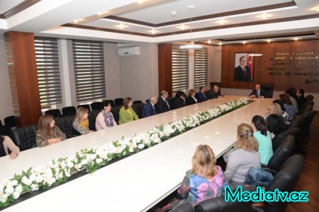  Nəsimi rayon məktəbliləri  növbəti dəfə  "Ölkəmizi tanıyaq"  adı altında maarifləndirici  tur-aksiyada iştirak edəcəklər - FOTOLAR