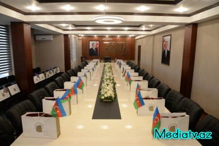  Nəsimi rayon məktəbliləri  növbəti dəfə  "Ölkəmizi tanıyaq"  adı altında maarifləndirici  tur-aksiyada iştirak edəcəklər - FOTOLAR