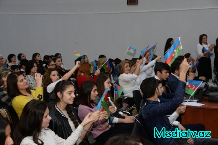 Nəsimi rayonu 111 saylı tam orta məktəbdə  “Ucal,Yaşa Azərbaycan ” mövzusunda tədbir keçirildi - FOTOLAR