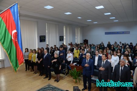 Nəsimi rayonu 111 saylı tam orta məktəbdə  “Ucal,Yaşa Azərbaycan ” mövzusunda tədbir keçirildi - FOTOLAR