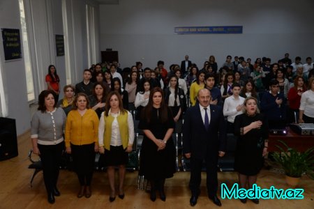 Nəsimi rayonu 111 saylı tam orta məktəbdə  “Ucal,Yaşa Azərbaycan ” mövzusunda tədbir keçirildi - FOTOLAR