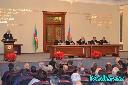Prezidentin Füzuliyə səfərinə həsr olunan müşavirə keçirilib - FOTOLAR