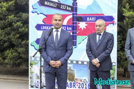 Nərimanov rayon məktəbliləri “Ölkəmizi tanıyaq” tur-aksiyası çərçivəsində respublikamızın cənub bölgəsinə yola salınıblar - FOTOLAR