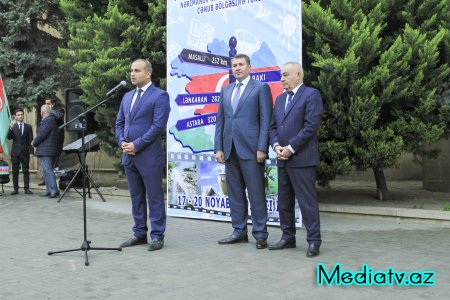 Nərimanov rayon məktəbliləri “Ölkəmizi tanıyaq” tur-aksiyası çərçivəsində respublikamızın cənub bölgəsinə yola salınıblar - FOTOLAR