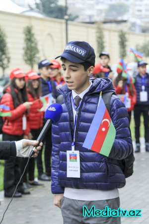 Nərimanov rayon məktəbliləri “Ölkəmizi tanıyaq” tur-aksiyası çərçivəsində respublikamızın cənub bölgəsinə yola salınıblar - FOTOLAR