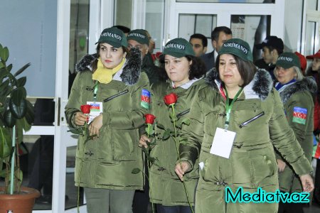 Nərimanov rayon məktəbliləri “Ölkəmizi tanıyaq” tur-aksiyası çərçivəsində respublikamızın cənub bölgəsinə yola salınıblar - FOTOLAR