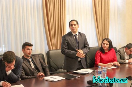 Nərimanov rayon gənclərinin deputatla görüşü keçirilib - FOTOLAR